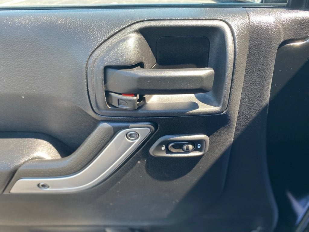 2013 Jeep Wrangler Sahara