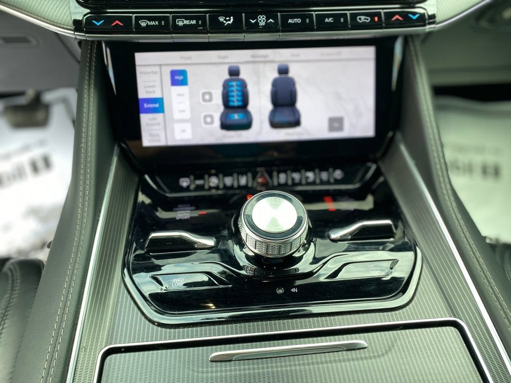 2024 Jeep Grand Wagoneer L Series II