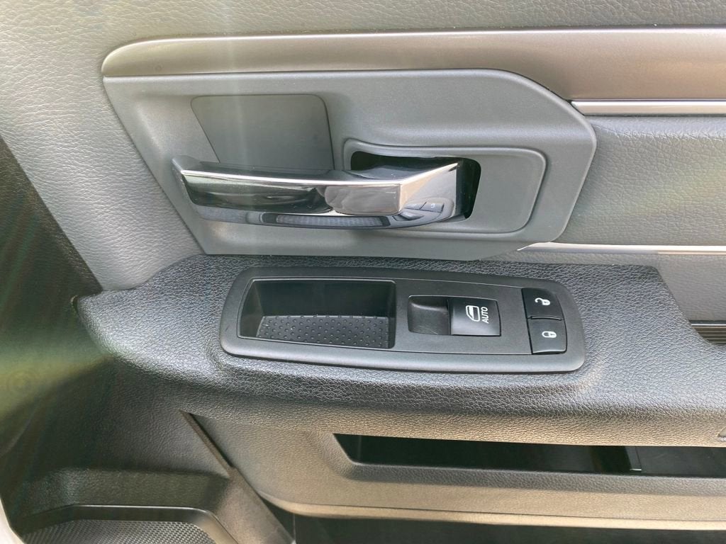 2024 RAM 1500 Classic SLT