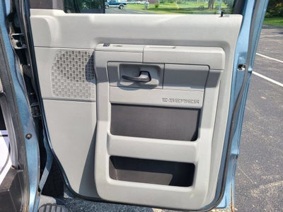 2014 Ford Econoline Wagon XL