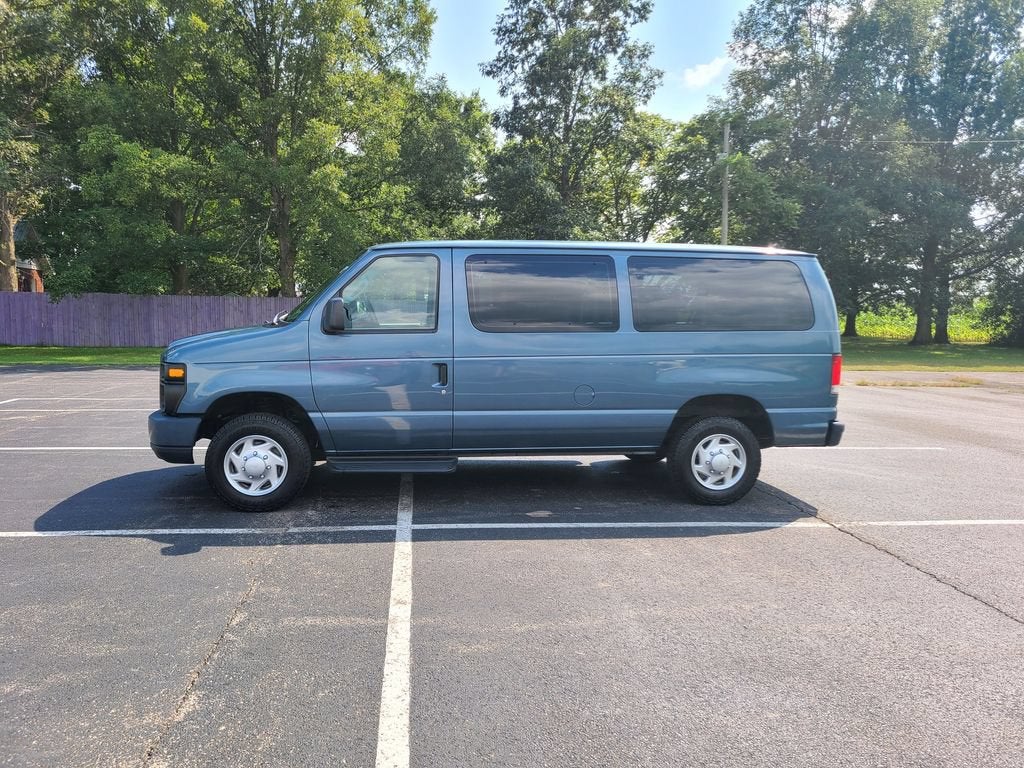 2014 Ford Econoline Wagon XL