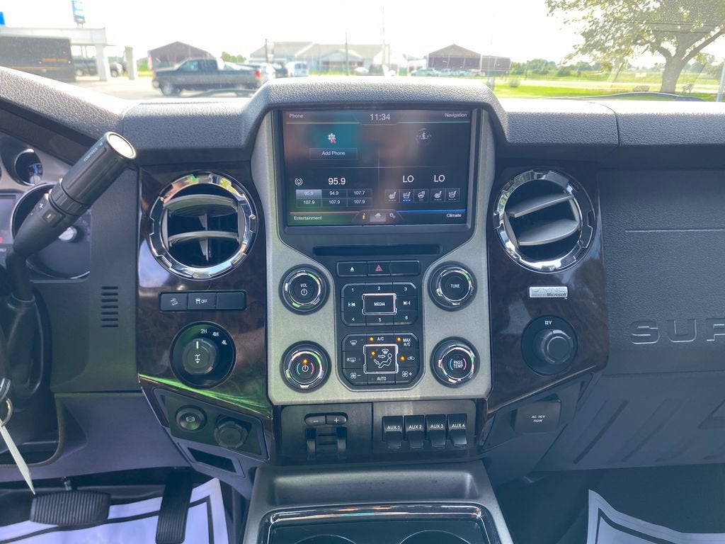 2015 Ford Super Duty F-250 SRW Lariat