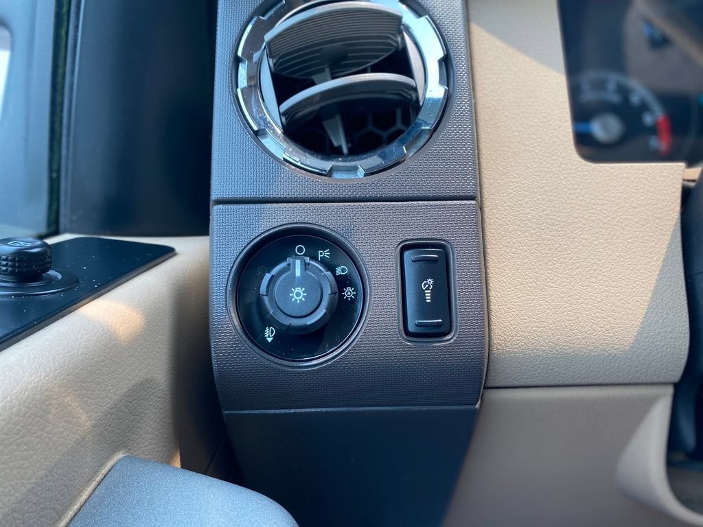 2013 Ford Super Duty F-250 SRW XL