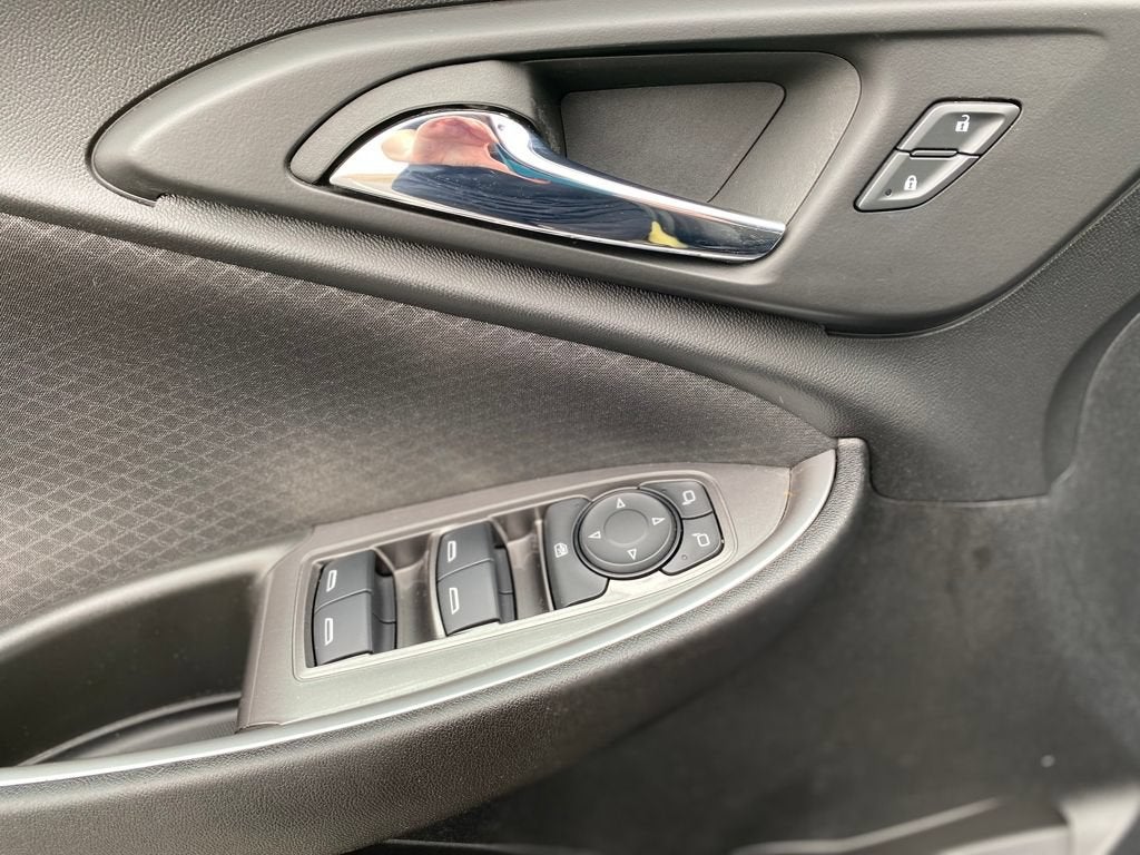 2023 Chevrolet Malibu LS