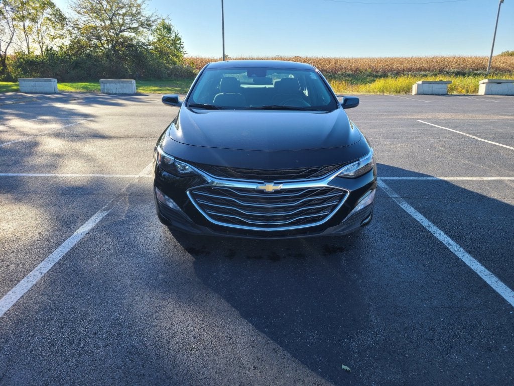 Used 2025 Chevrolet Malibu 1LT with VIN 1G1ZD5ST5SF155037 for sale in Bucyrus, OH