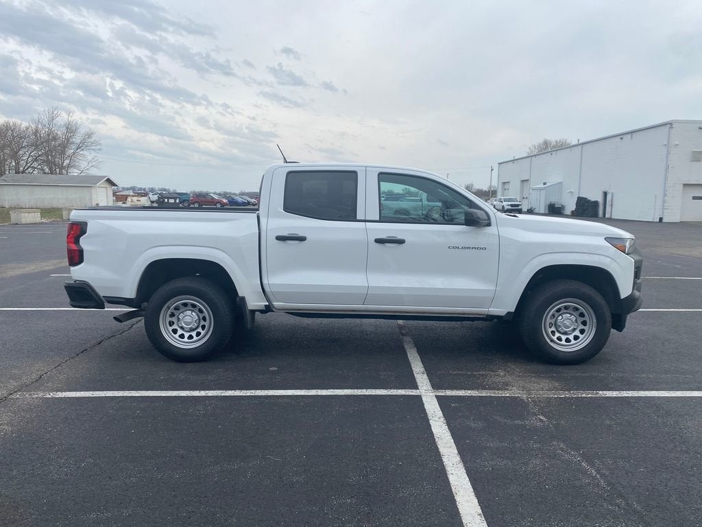 2025 Chevrolet Colorado WT/LT