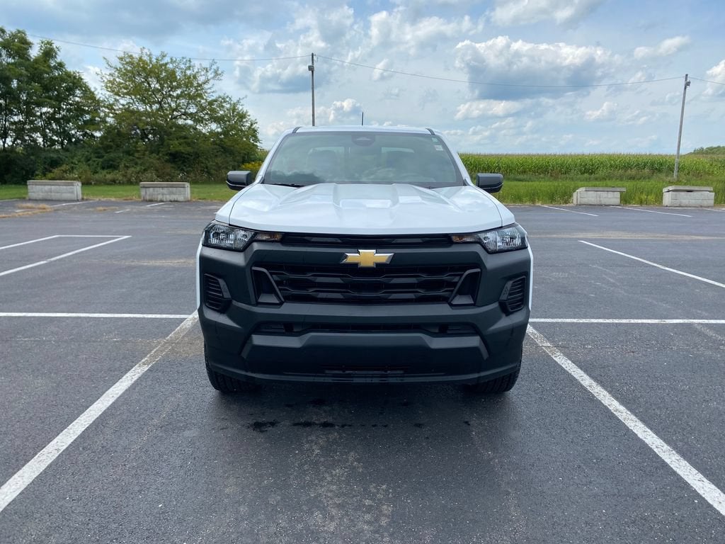 2025 Chevrolet Colorado WT/LT