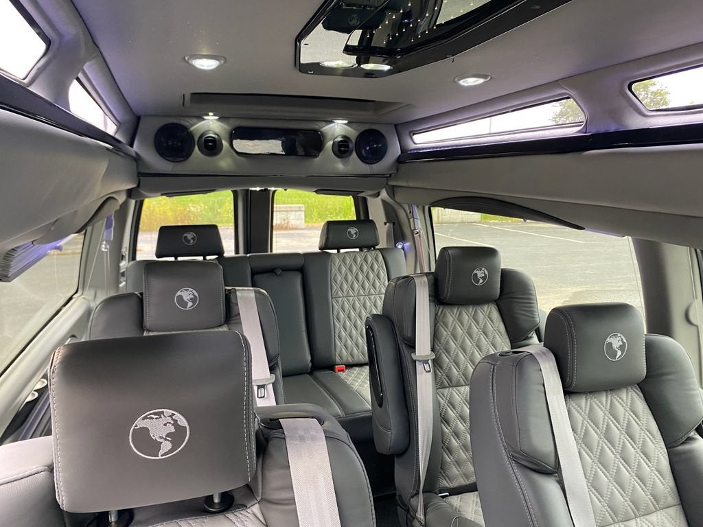 2025 Chevrolet Express Cargo WT