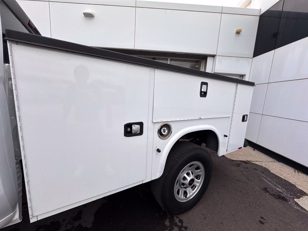 2024 GMC Sierra 3500 HD Pro