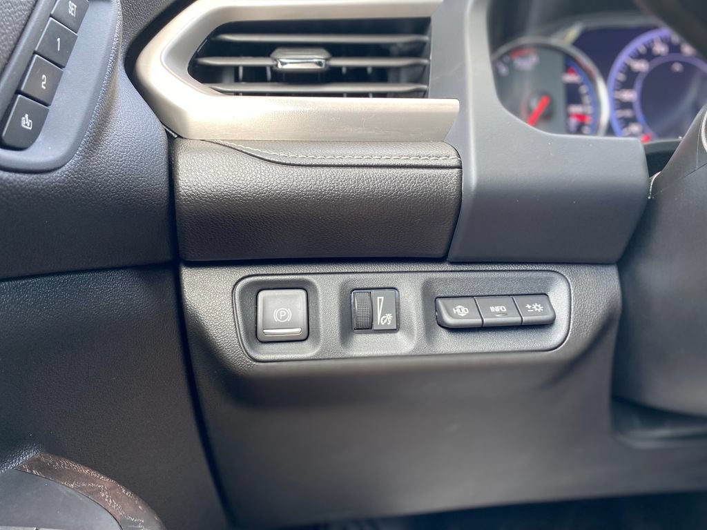 2021 GMC Acadia Denali