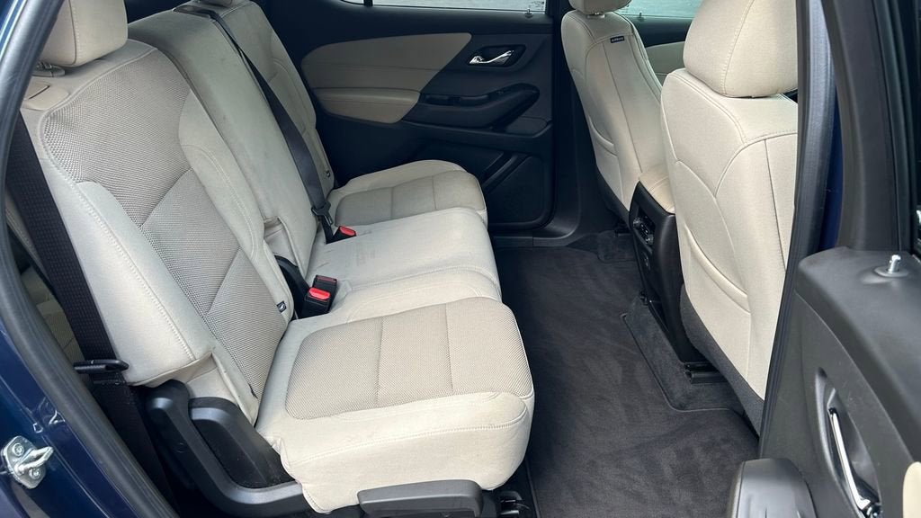 2022 Chevrolet Traverse LS