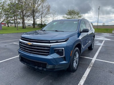 2024 Chevrolet Traverse LT