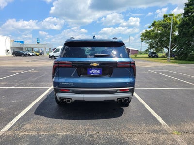 2024 Chevrolet Traverse LT