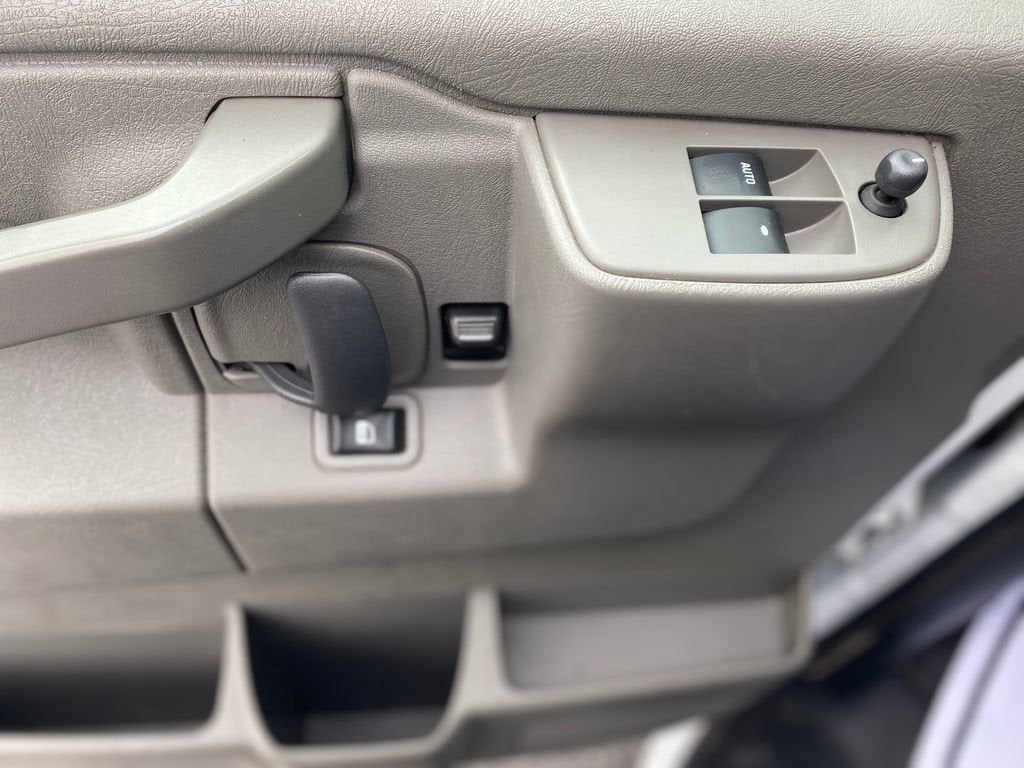 2023 GMC Savana Cargo 2500 Work Van