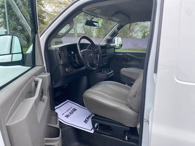 2023 GMC Savana Cargo 2500 Work Van