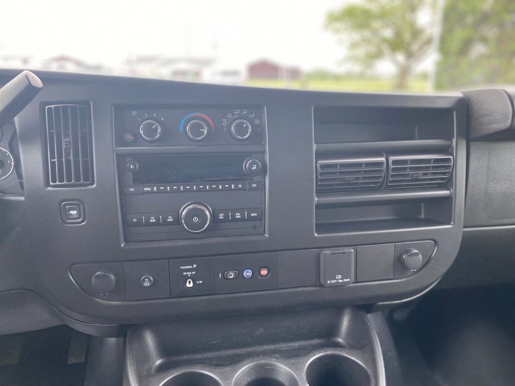 2023 GMC Savana Cargo 2500 Work Van