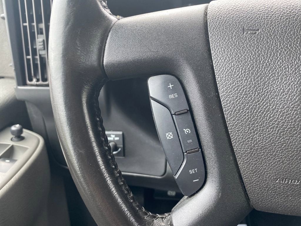 2023 GMC Savana Cargo 2500 Work Van