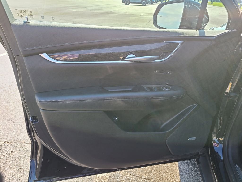 2021 Cadillac XT5 FWD Premium Luxury