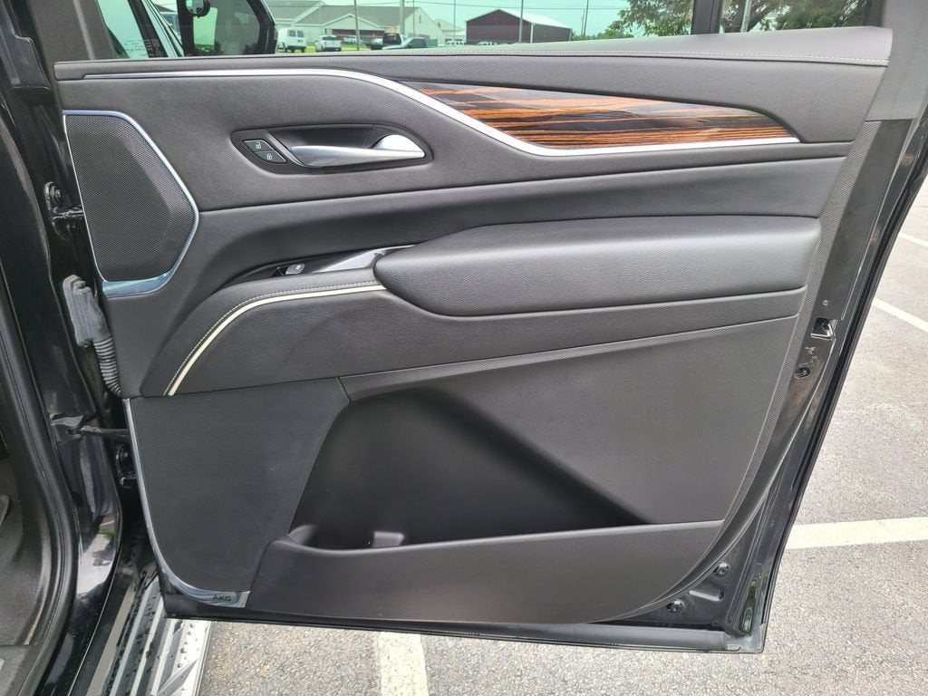 2023 Cadillac Escalade ESV Premium Luxury