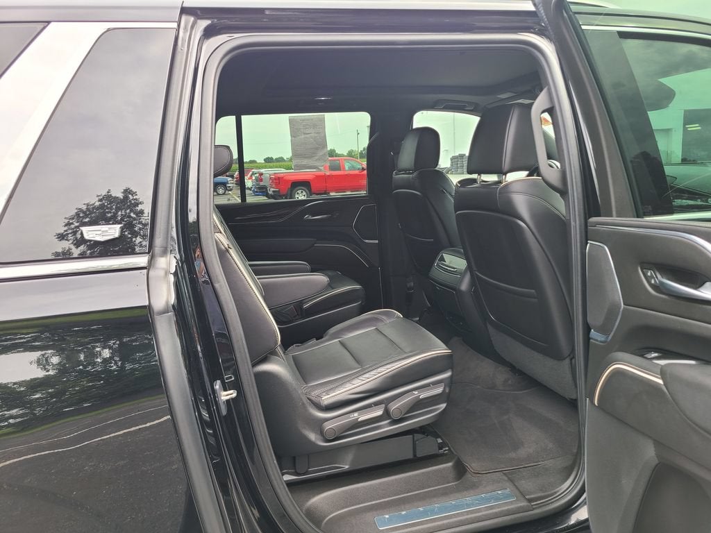2023 Cadillac Escalade ESV Premium Luxury