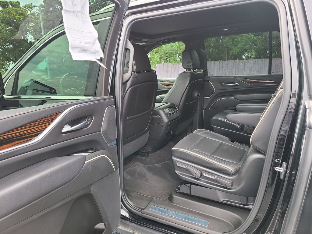 2023 Cadillac Escalade ESV Premium Luxury