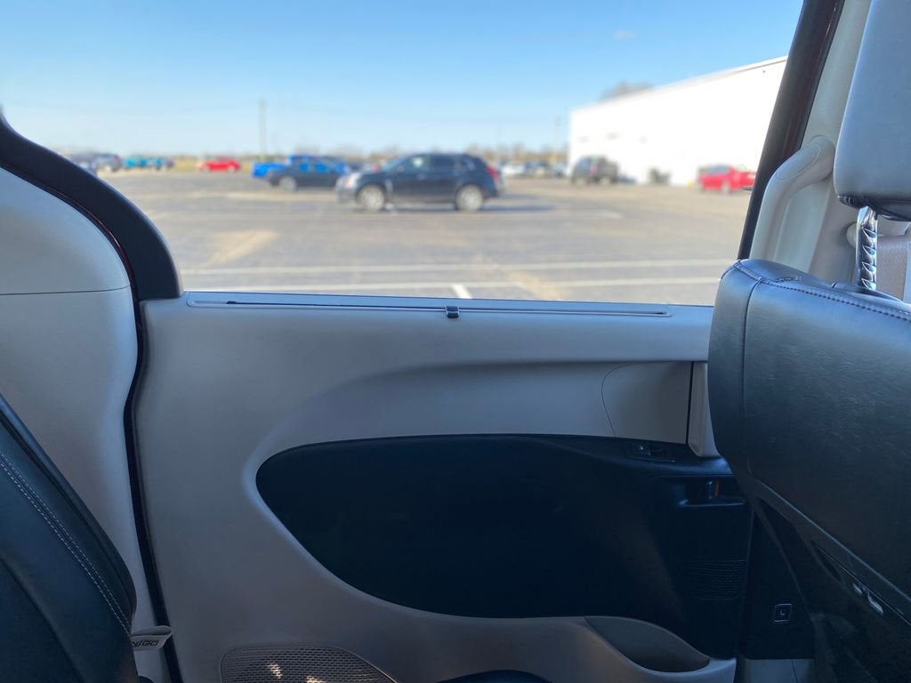 2023 Chrysler Pacifica Touring L