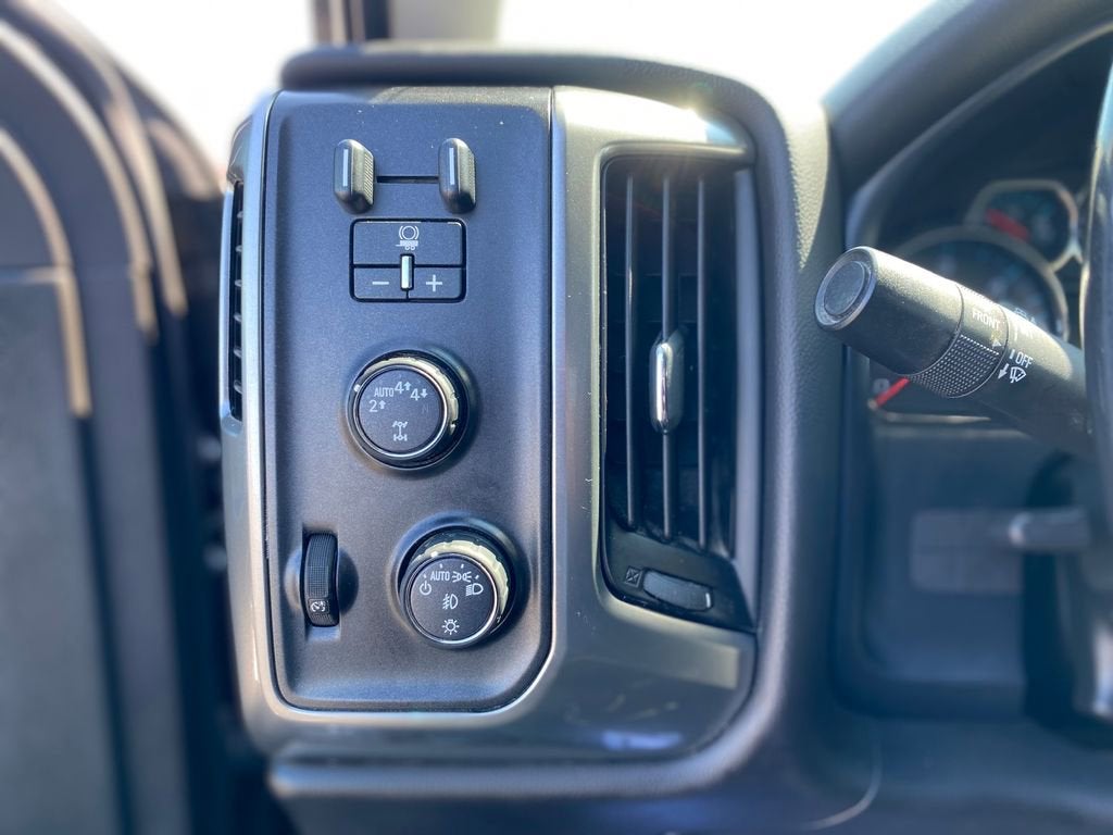 2019 Chevrolet Silverado LD LT