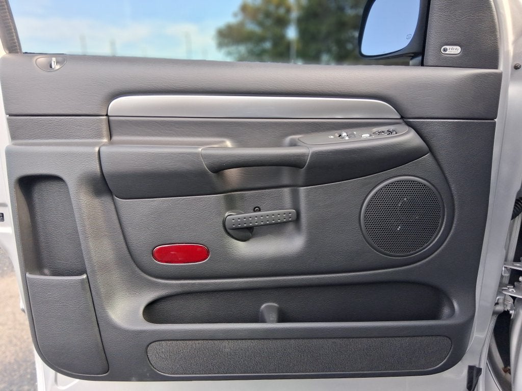2005 Dodge Ram SRT-10 NA