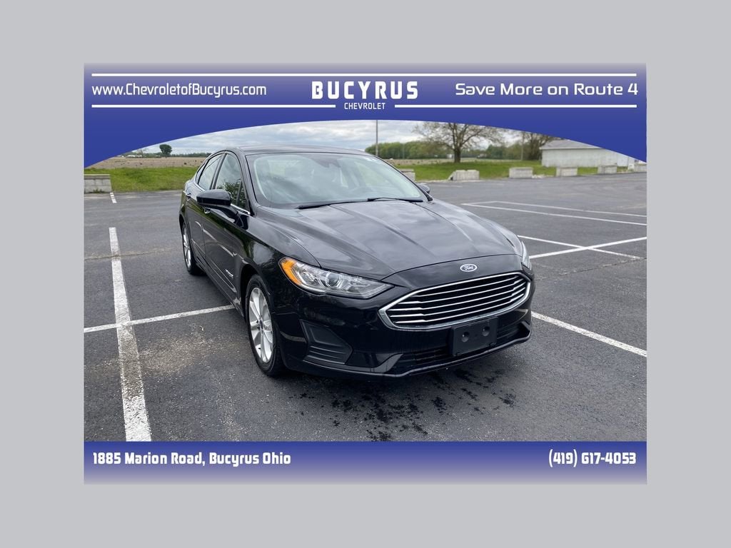 2019 Ford Fusion SE's photo