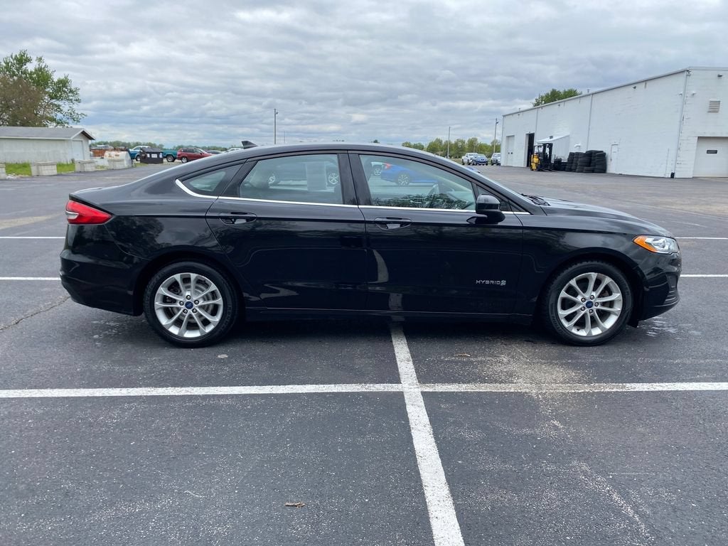2019 Ford Fusion Hybrid SE