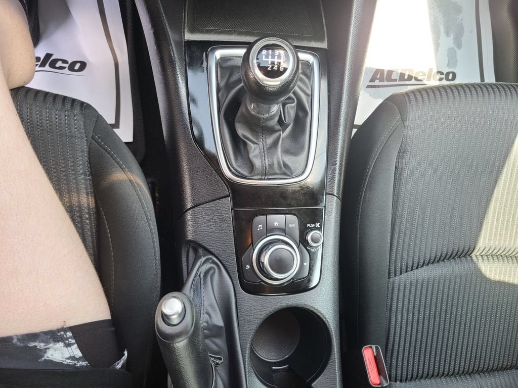 2016 Mazda Mazda3 i Sport