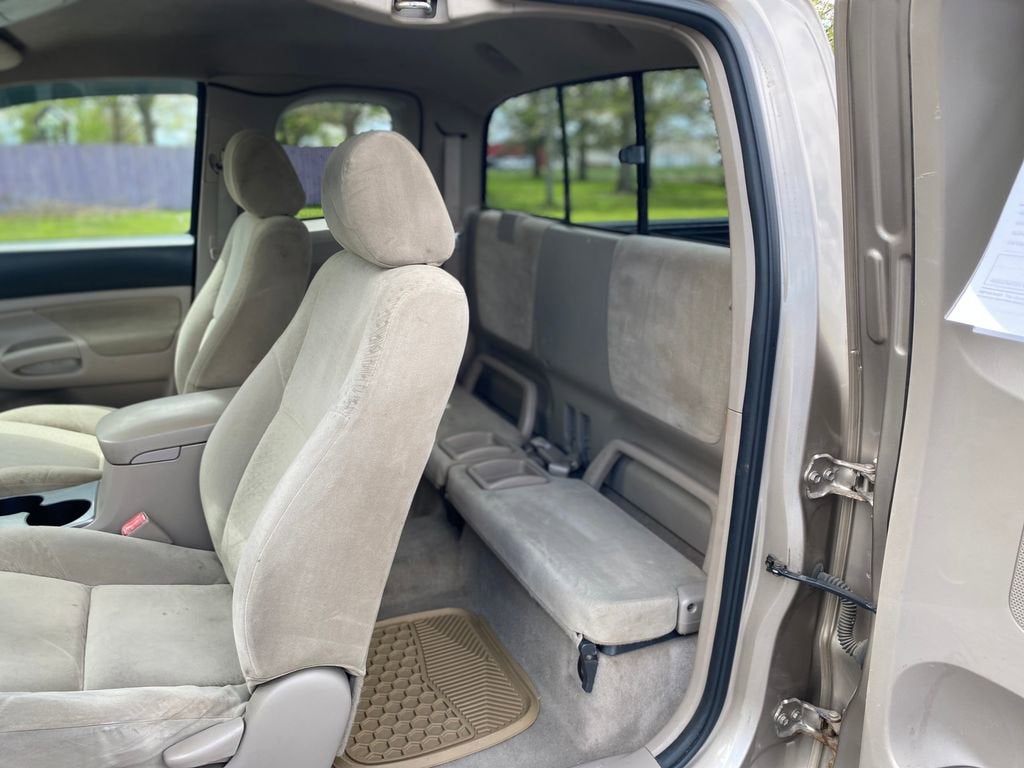 2006 Toyota Tacoma BASE