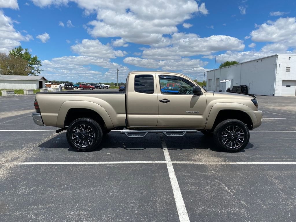 2006 Toyota Tacoma BASE